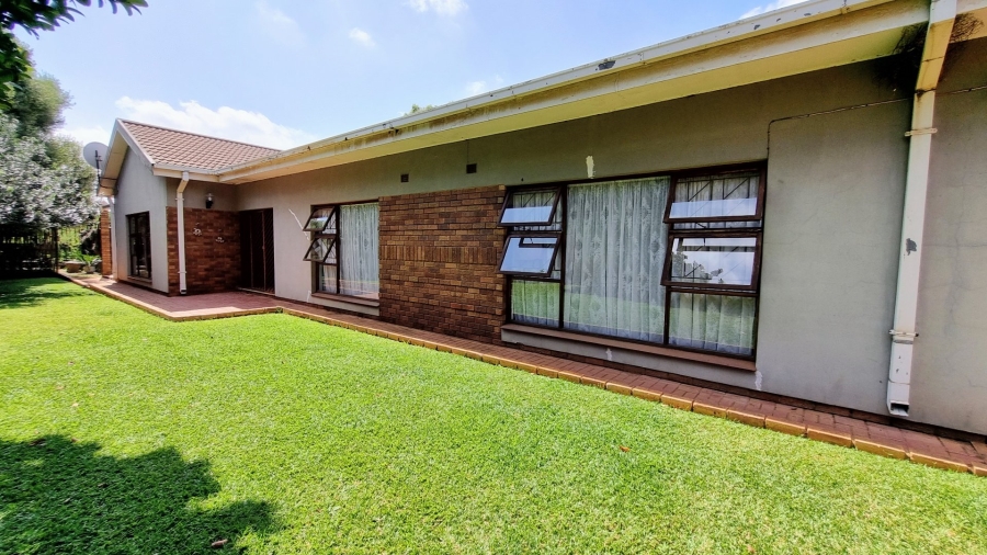 2 Bedroom Property for Sale in Deneysville Free State